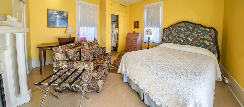 The Dailey Renewal Retreat Bed Breakfast 27/47