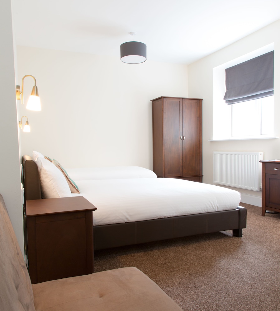 The Grosvenor Plymouth 21/64