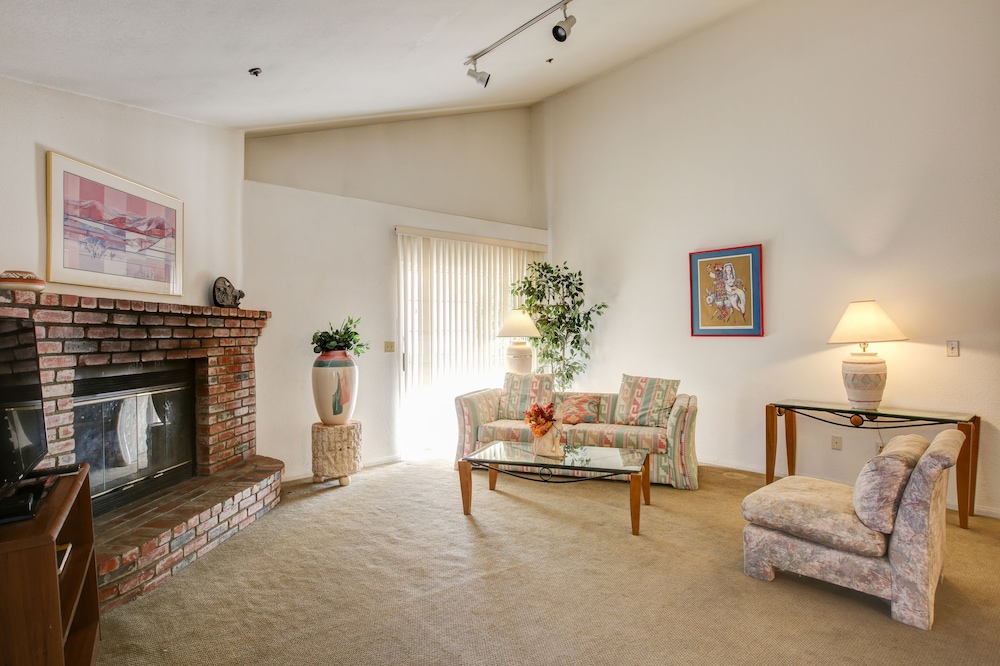 Miracle Springs Resort Spa 44/71