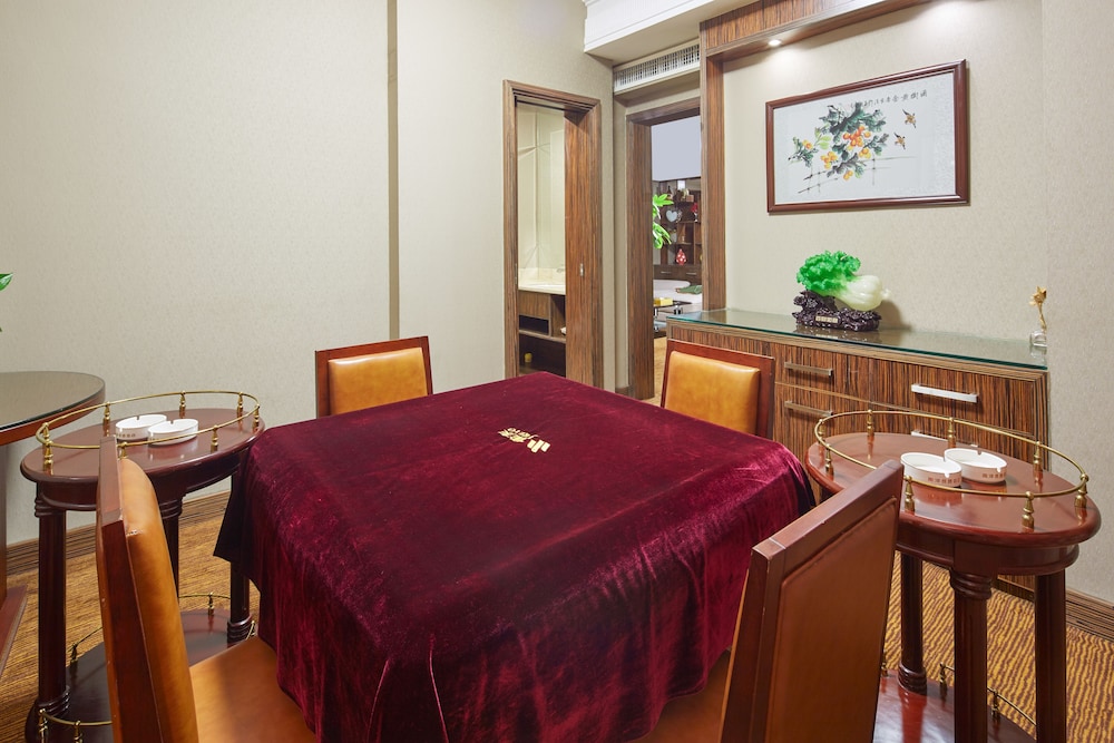 NANYANG KING'S GATE HOTEL 31/47