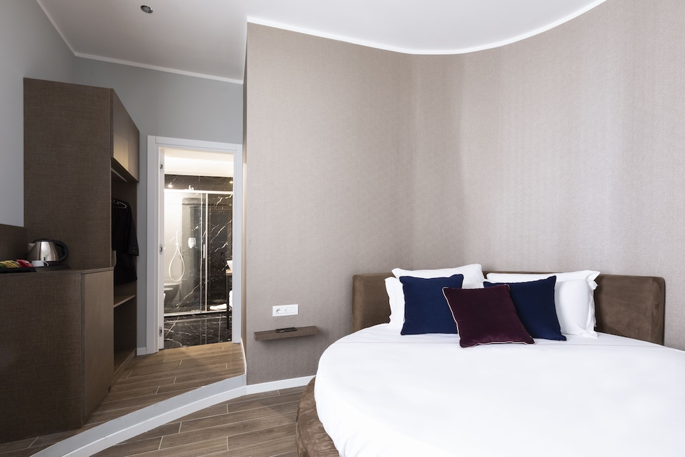 Giubbonari Suites 6/19