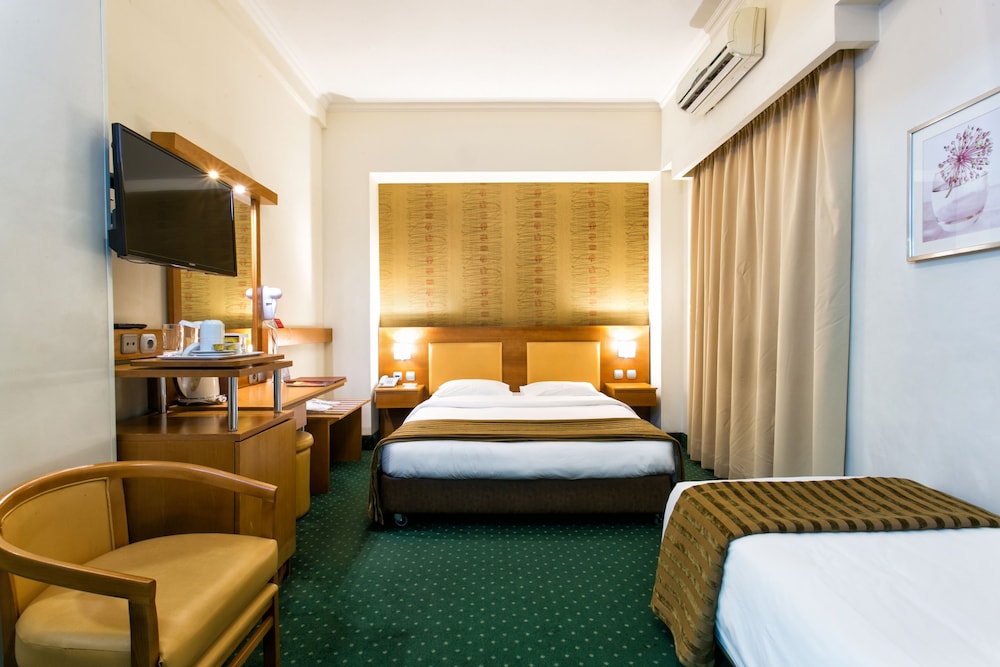 Athens Cypria Hotel 13/47