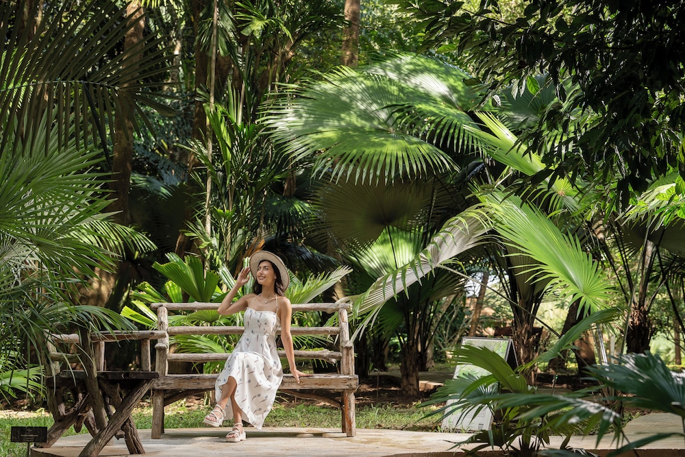 River Kwai Resotel 65/66