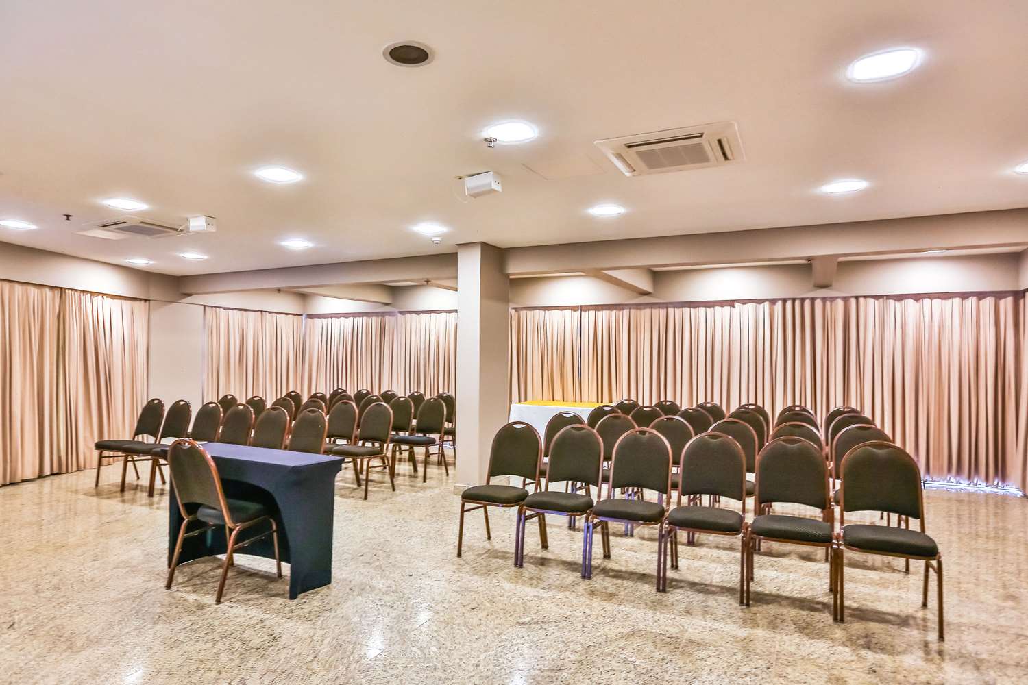 Comfort Suites Brasilia 9/23