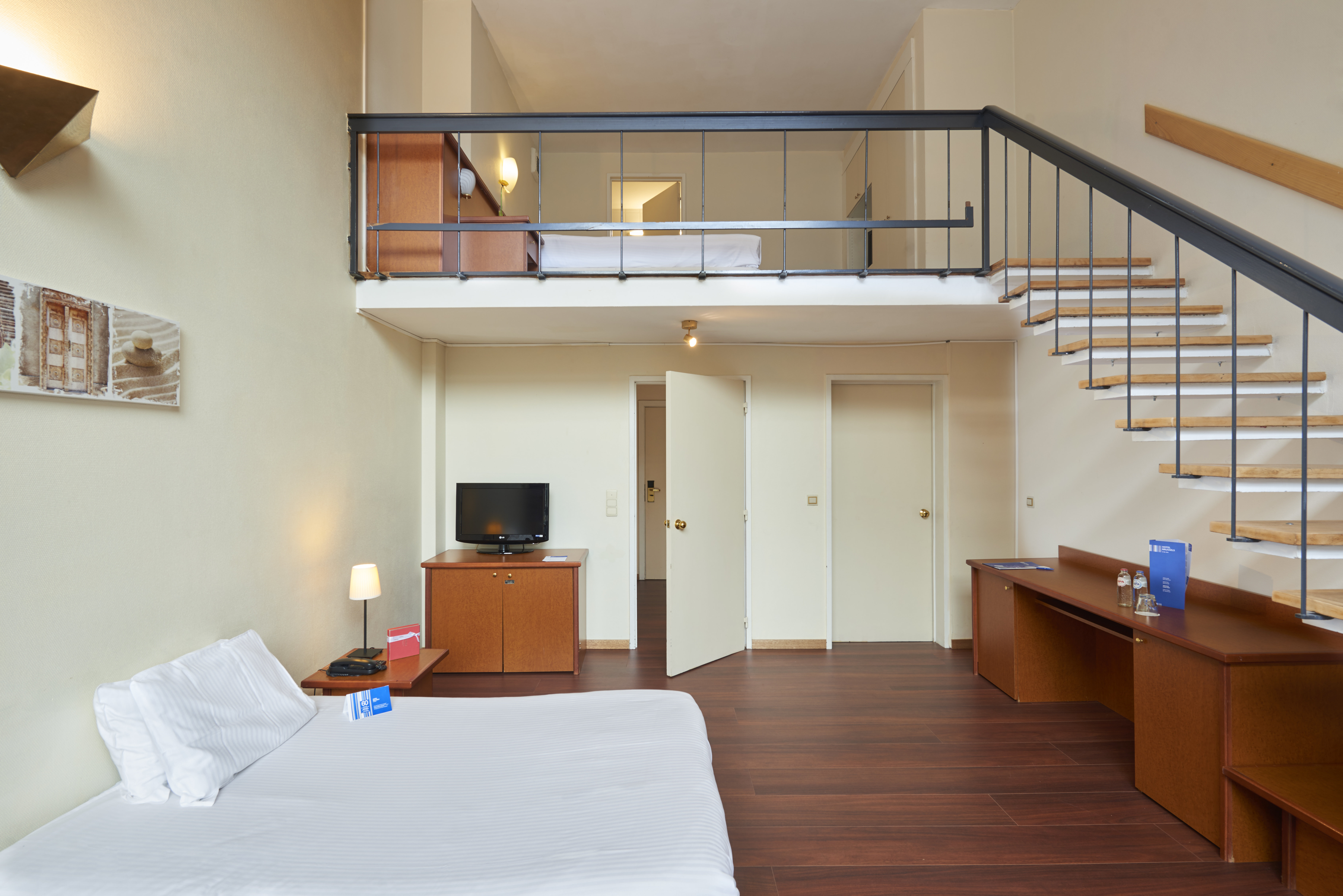 Hotel Brussels 7/22
