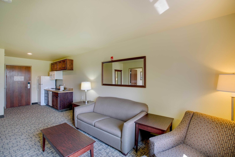 Cobblestone Inn & Suites - Clintonville 26/50