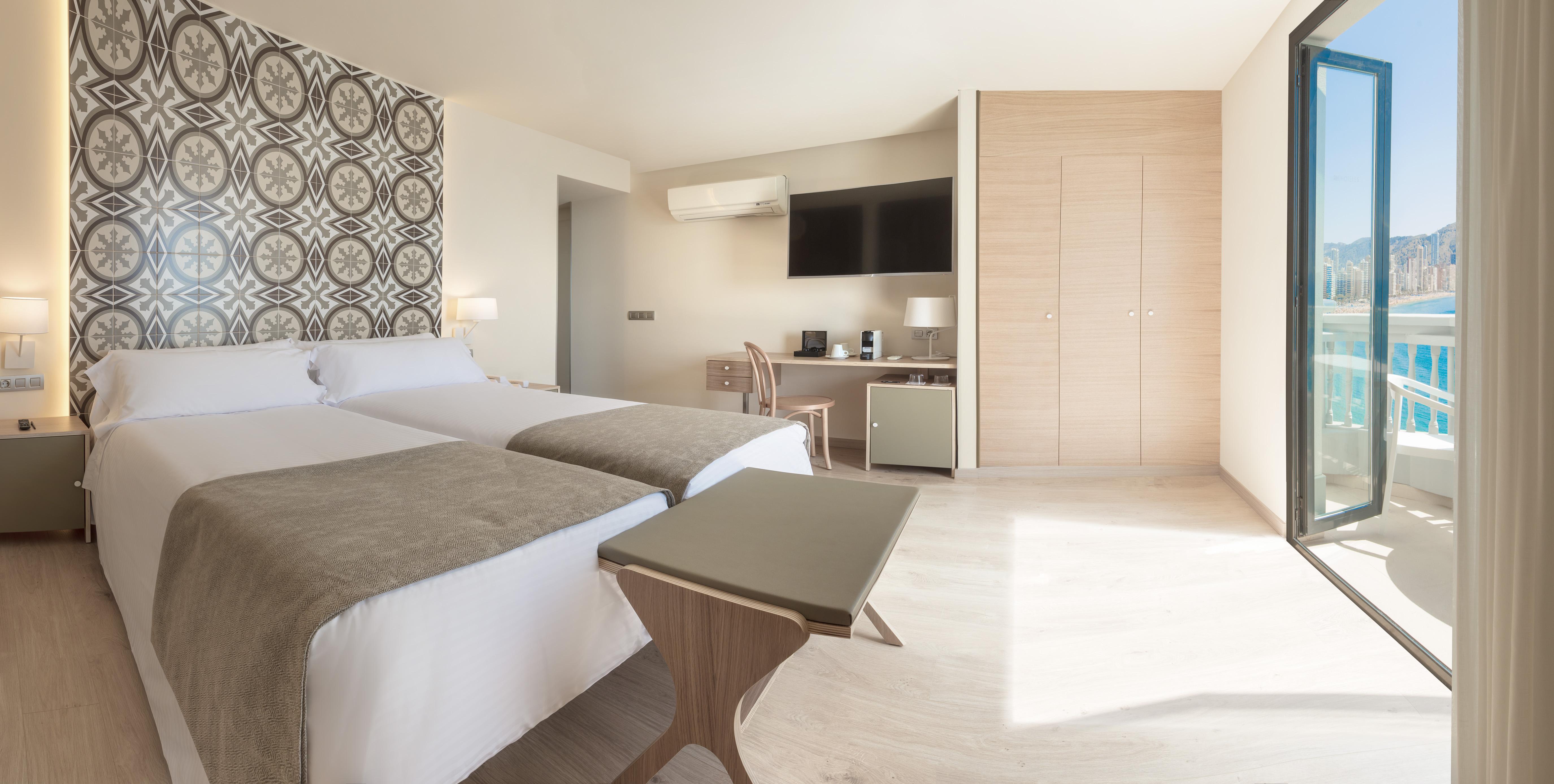 Standard, Double Bed, Sea View, Balcony or Terrace