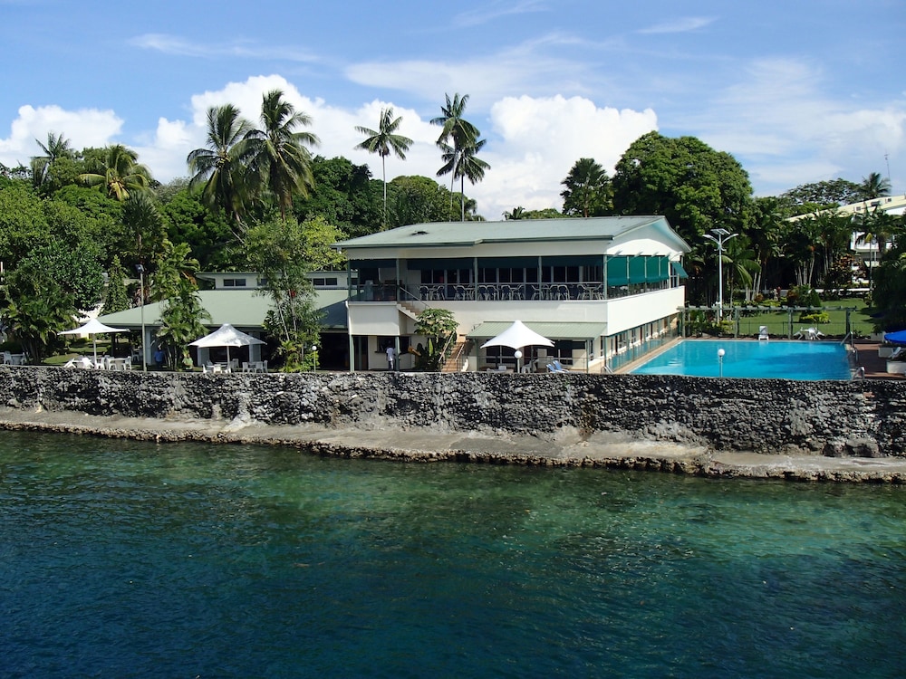 Madang Resort Hotel 45/50
