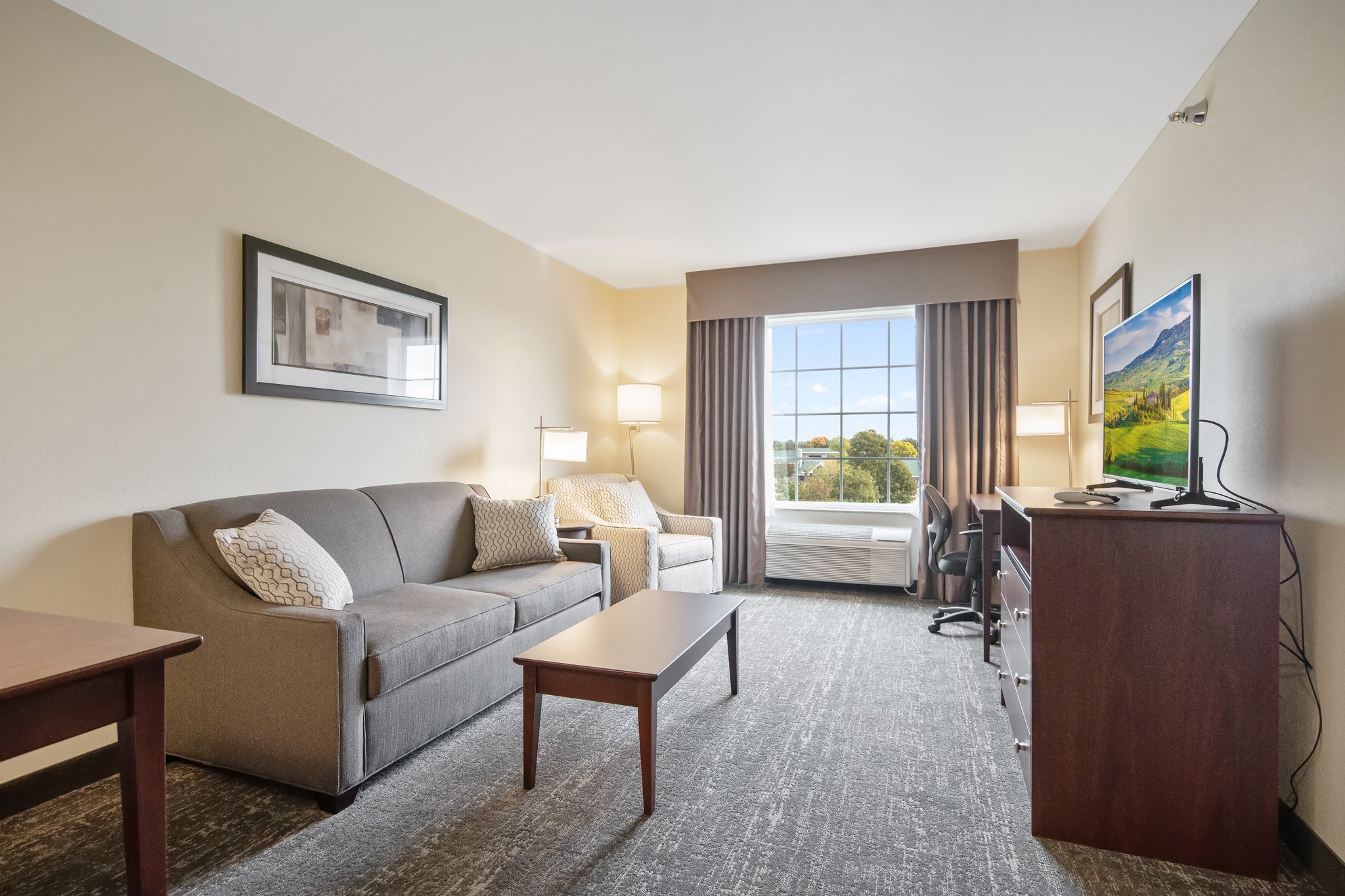 Cobblestone Hotel & Suites - Austin 25/50