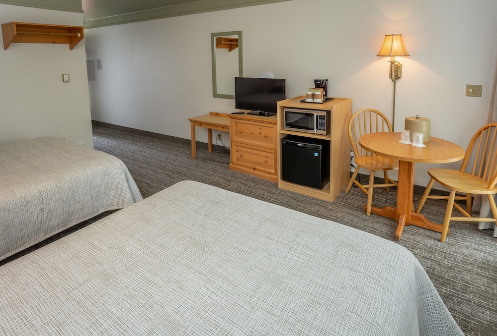 Rivers Edge Resort 25/49