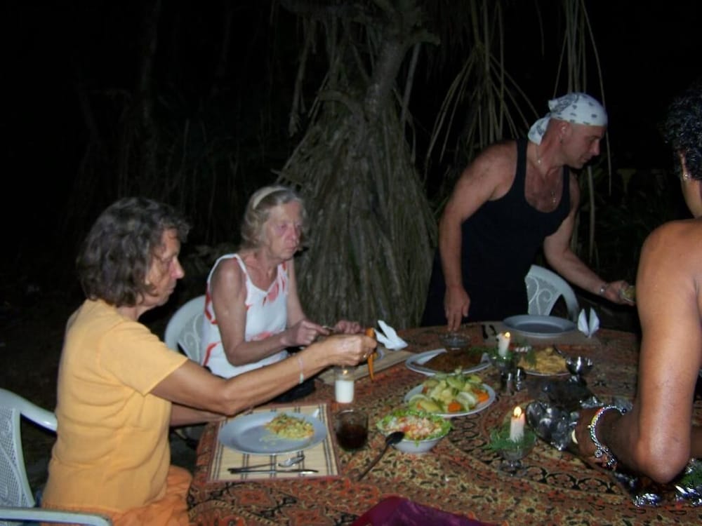 Ravana Beach Cabanas 23/36