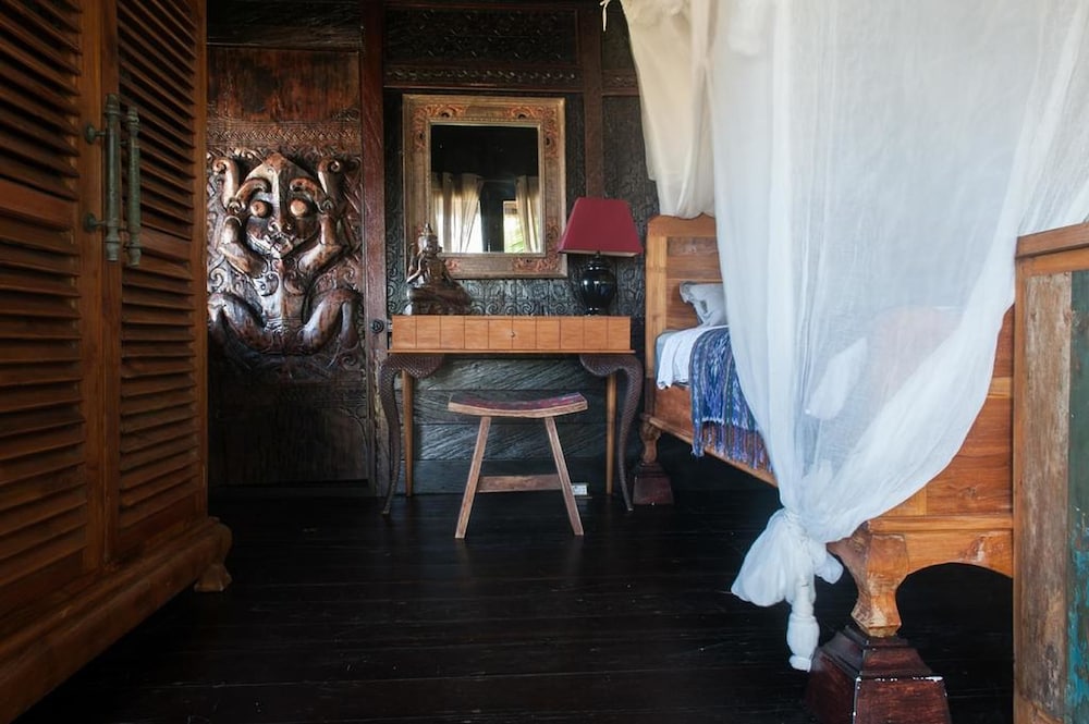 Most Exotic Beachfront Villa Keong 25/67