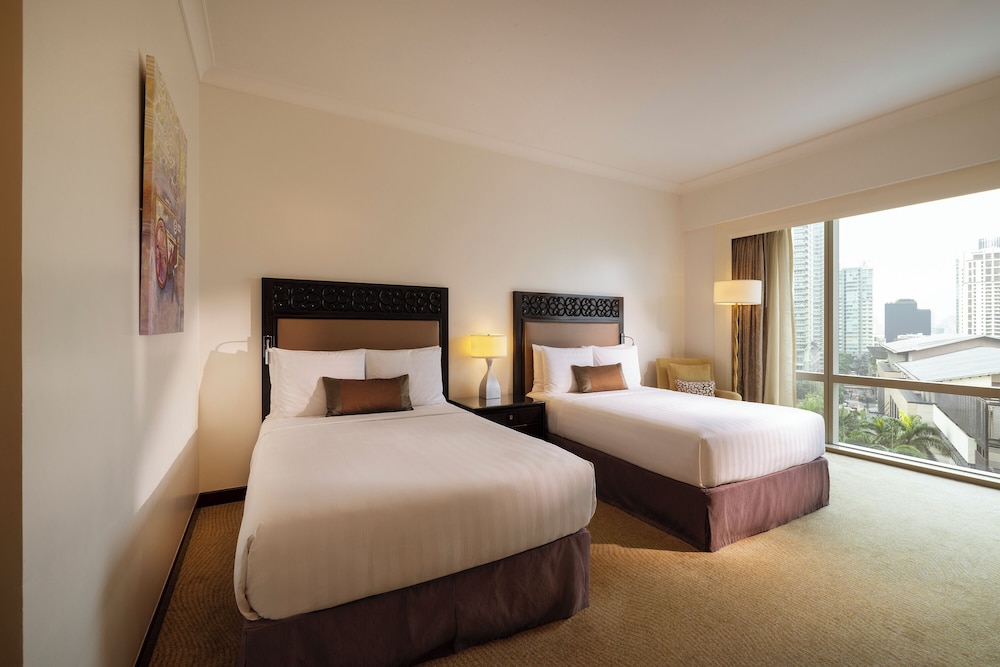 Fairmont, 2 Double Beds