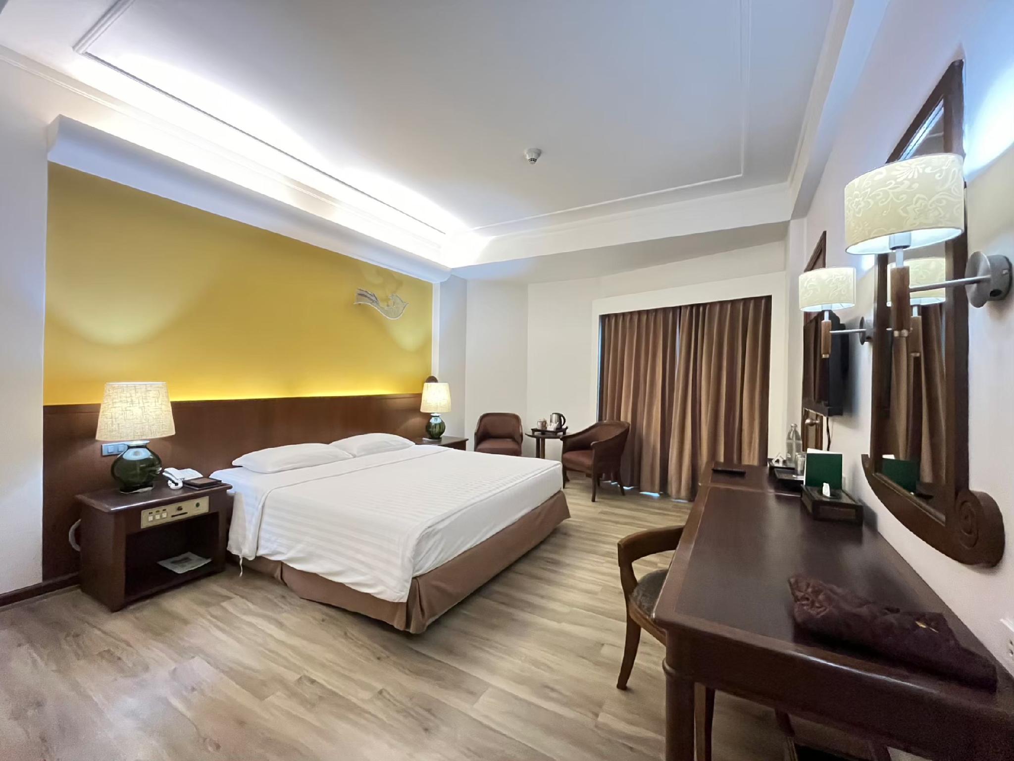 LUXURY DOUBLE ROOM