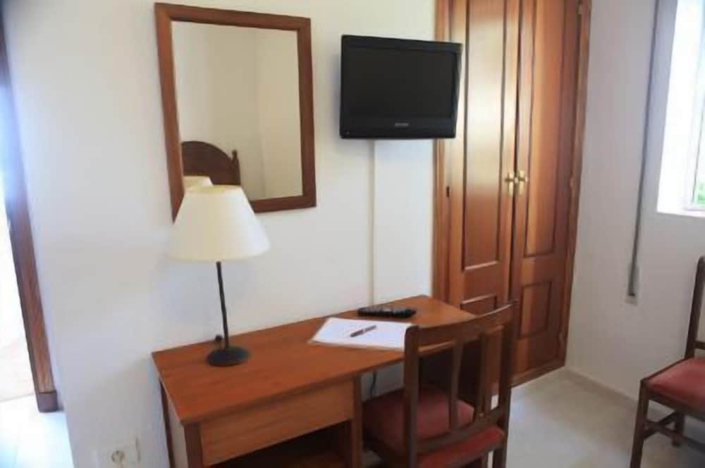 Hotel El Coloso 26/36