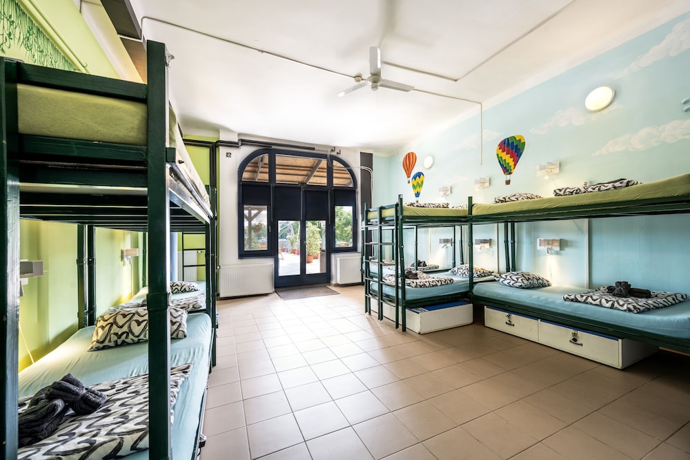 Island Hostel - Adults only 8/49