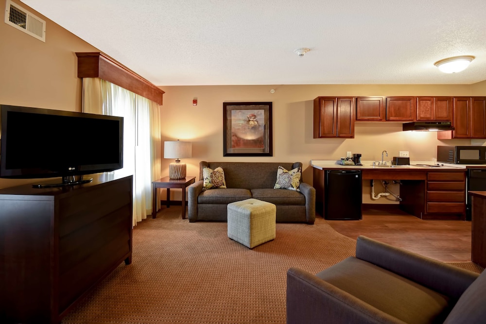 Grandstay Residential Suites Hotel La Crosse 39/62