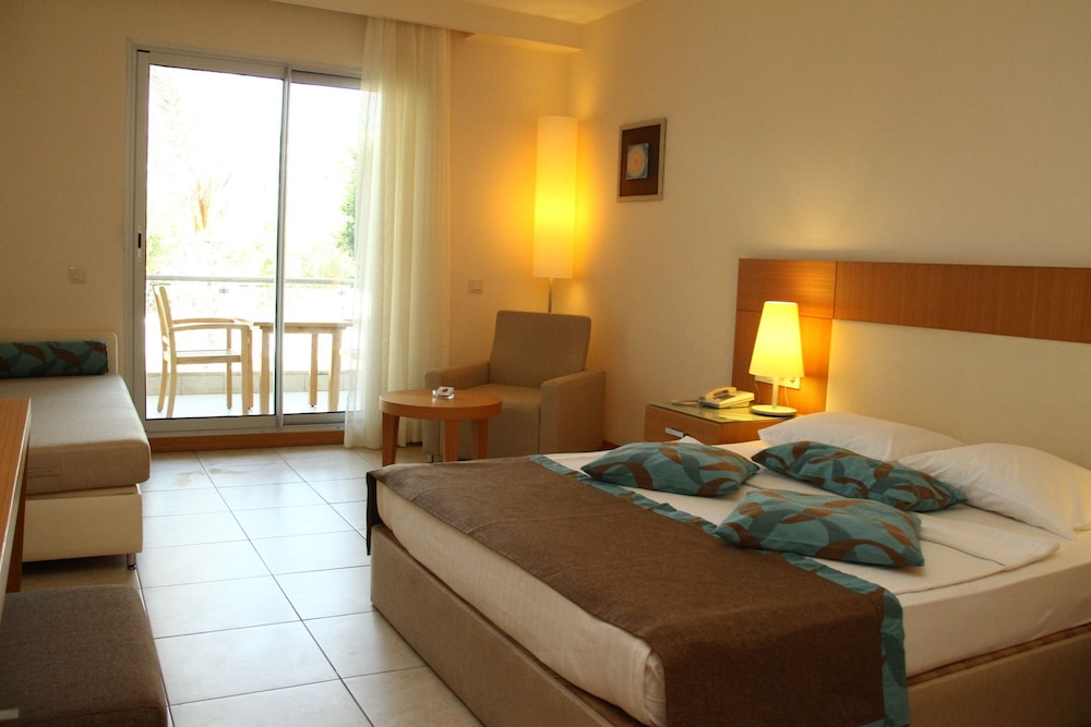 Club Kastalia Holiday Village 54/86