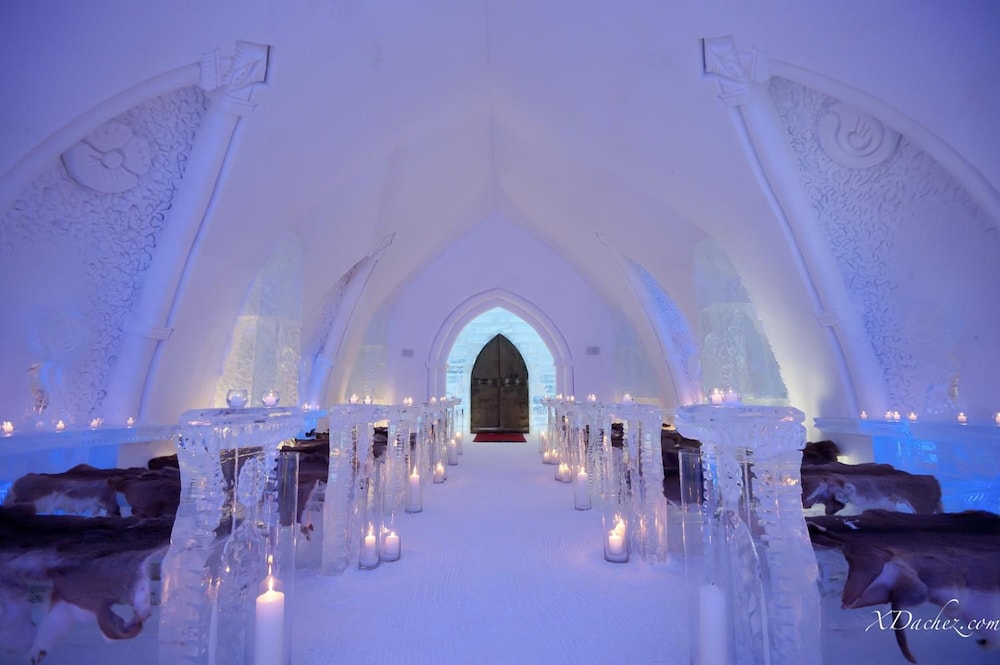 Hotel De Glace (Ice Hotel) 26/36