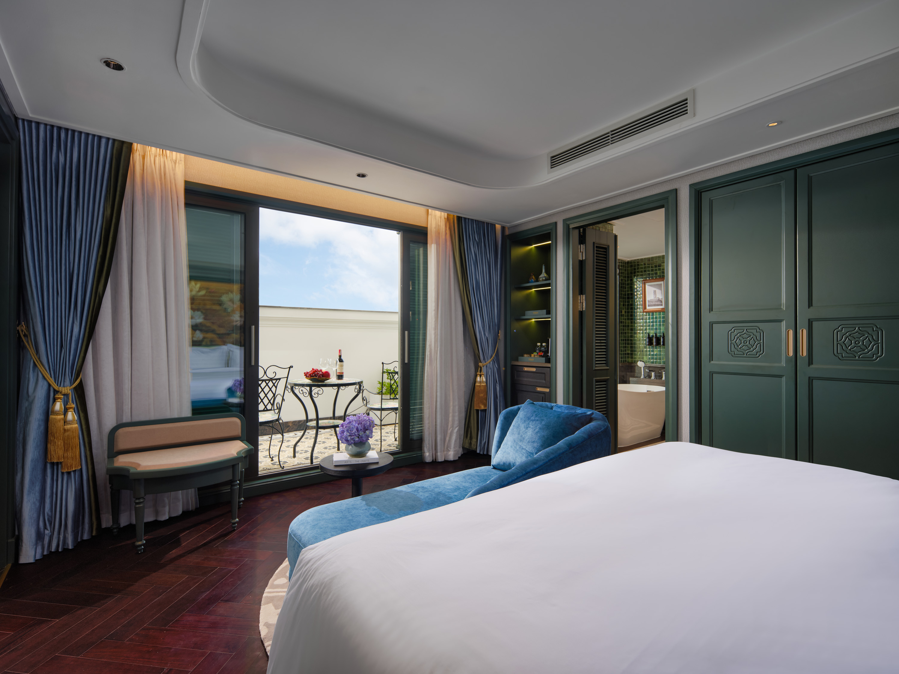 Tonkin Suite Double