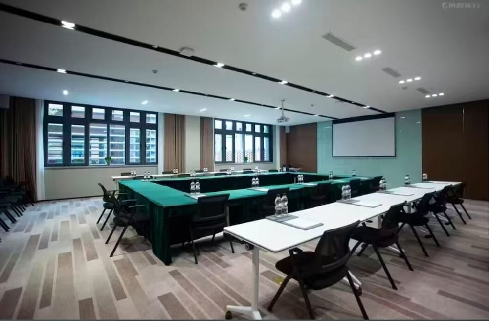 UrCove by Hyatt Cangzhou Grand Canal 8/8