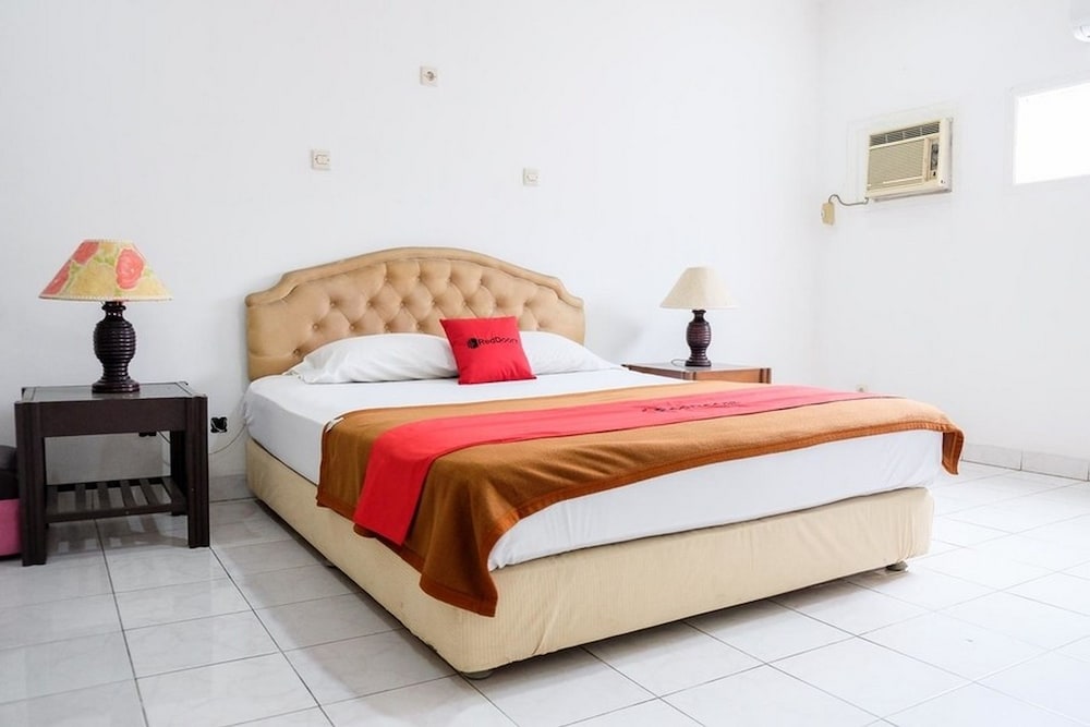 Reddoorz Plus Near Jalan Baru Bogor 11/32