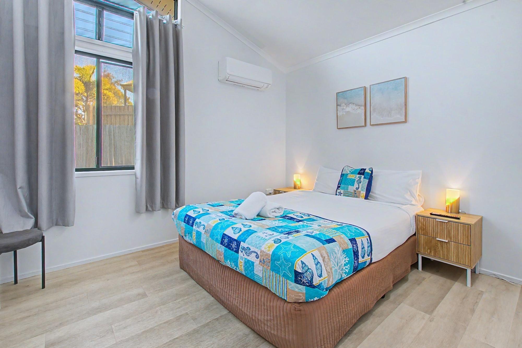 2 Bedrooms, Villa, Queen and Twin Beds
