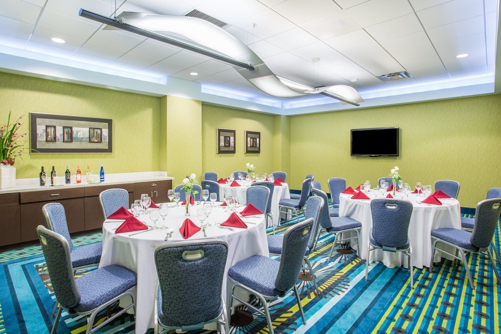 Crowne Plaza Fort Lauderdale Airport Cruise Port 45/61