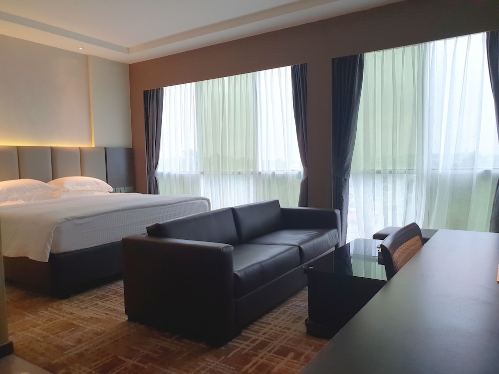 Ksl Hot Spring Resort 32/60