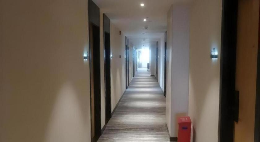 Green Tree Inn ZhiXuan Hotel (Nanning Wuxu International Airport Branch) 40/49