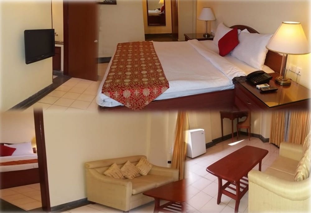 The Chariot Resort Spa 18/55