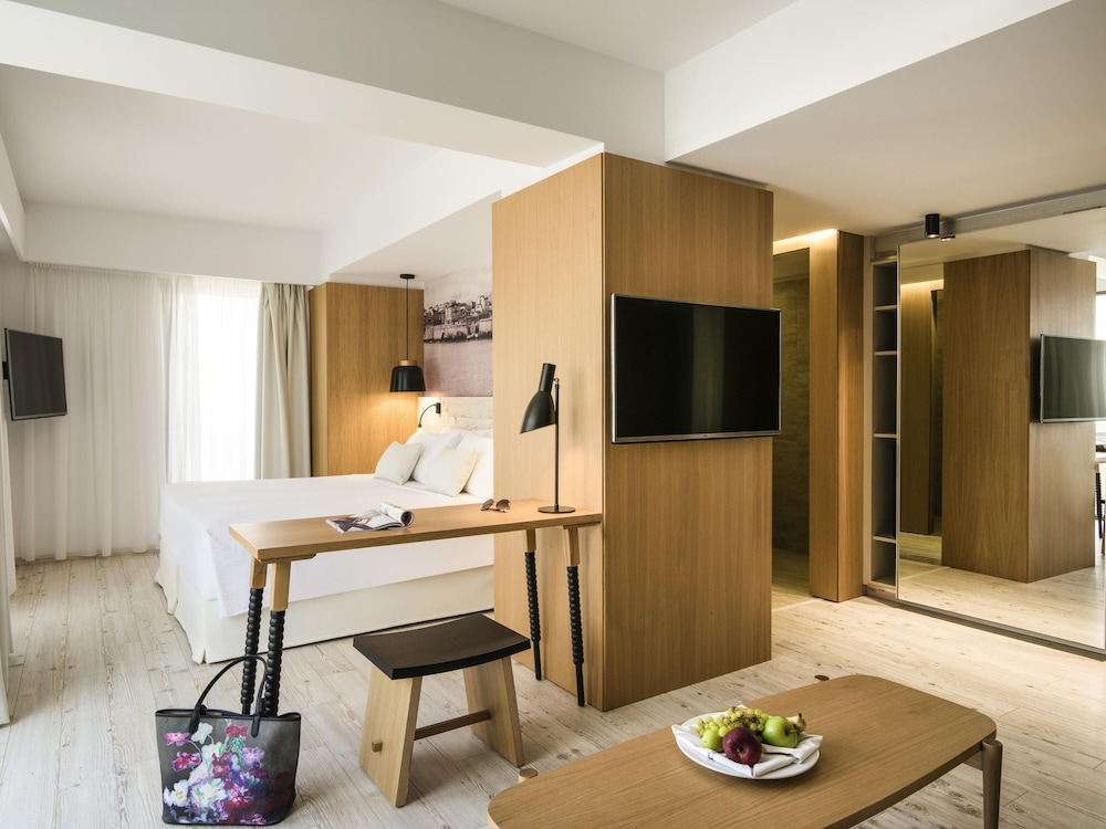 Ibis Styles Heraklion Central 8/50