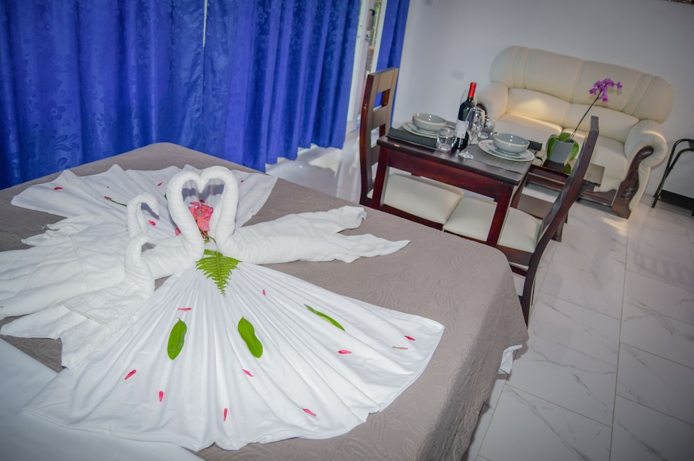 Hotel Serendipity 46/61