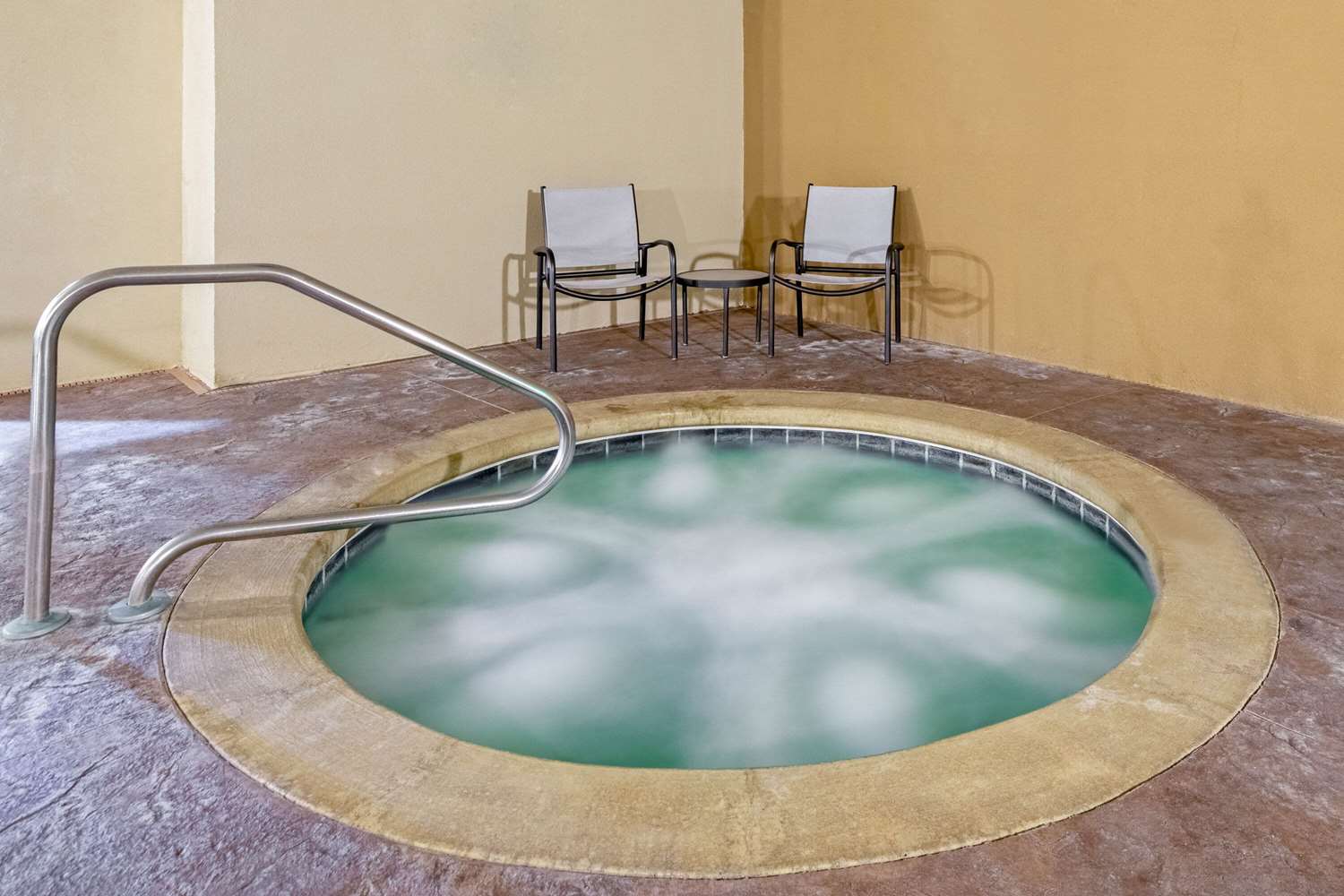 La Quinta Inn & Suites by Wyndham Weatherford OK 27/47