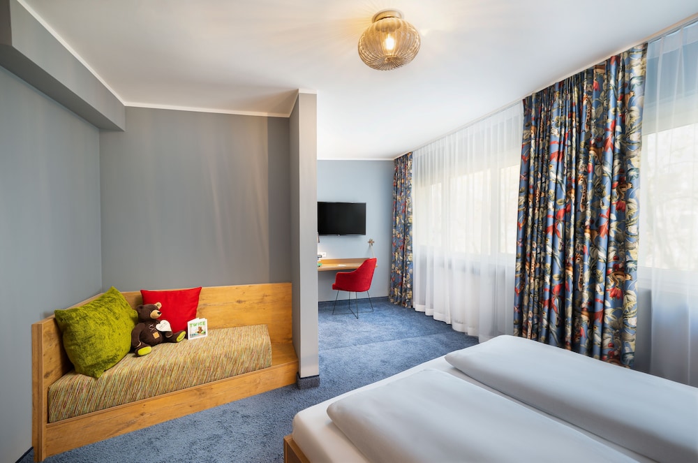 tinyTwice Hotel Bonn 10/50