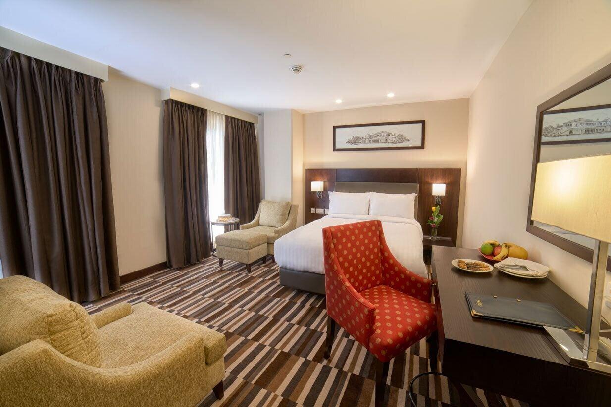 Avari Xpress Gulberg Lahore 25/36