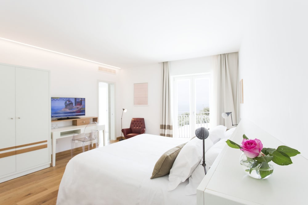Villa Fiorella Art Hotel 6/80