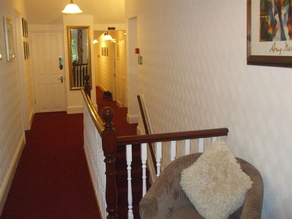 Oakfield House Bed and Breakfast 23/44