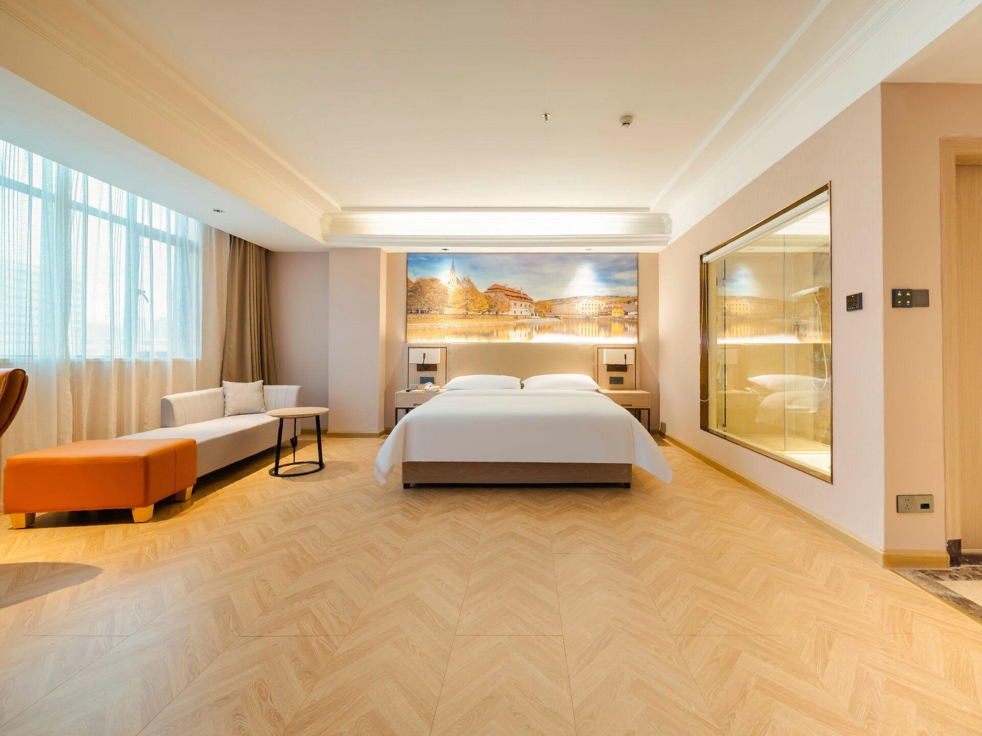 Vienna Hotel Huizhou Zhongkai Avenue 24/48