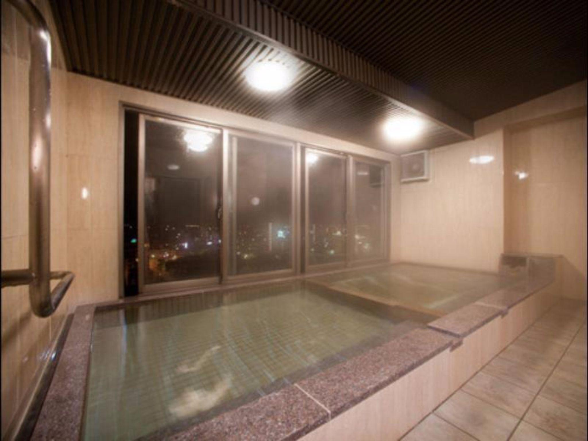 New Station Hotel Premier 11/24