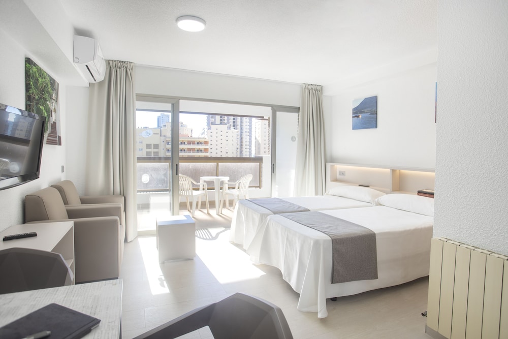 studio, balcony, Aparthotel BCL Levante Club 2/4