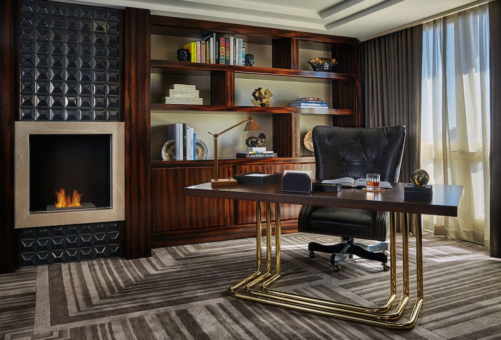 L Ermitage Beverly Hills 40/67