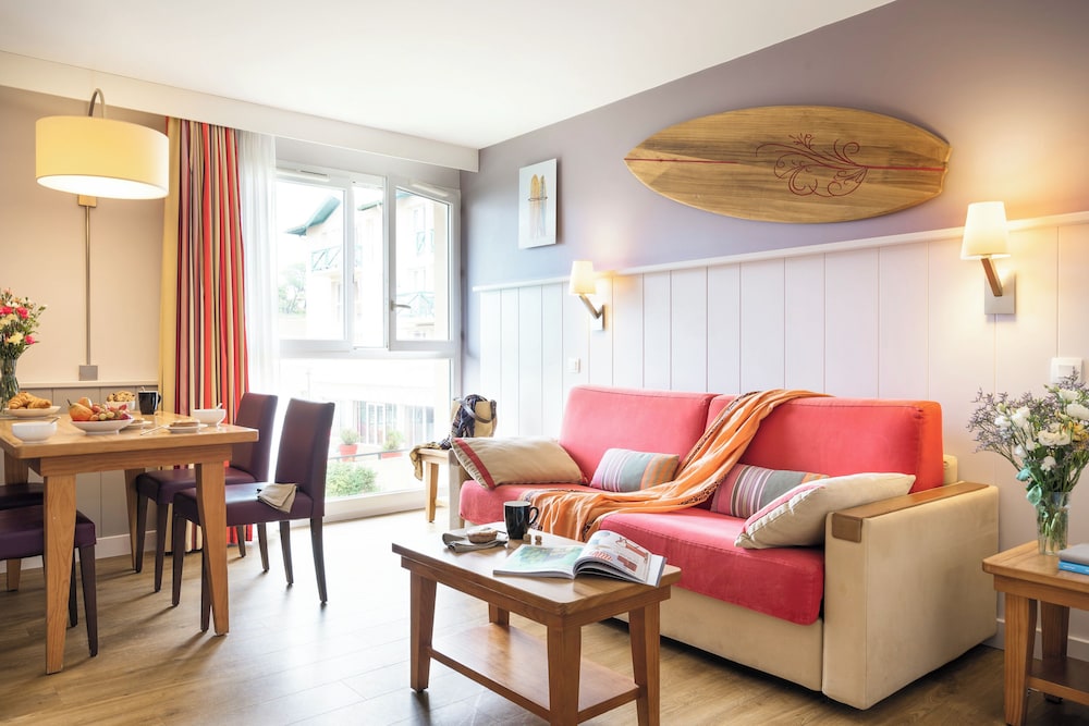 Pierre And Vacances Premium Residence Haguna Formerly Pierre And Vancances Residence Haguna 40/68