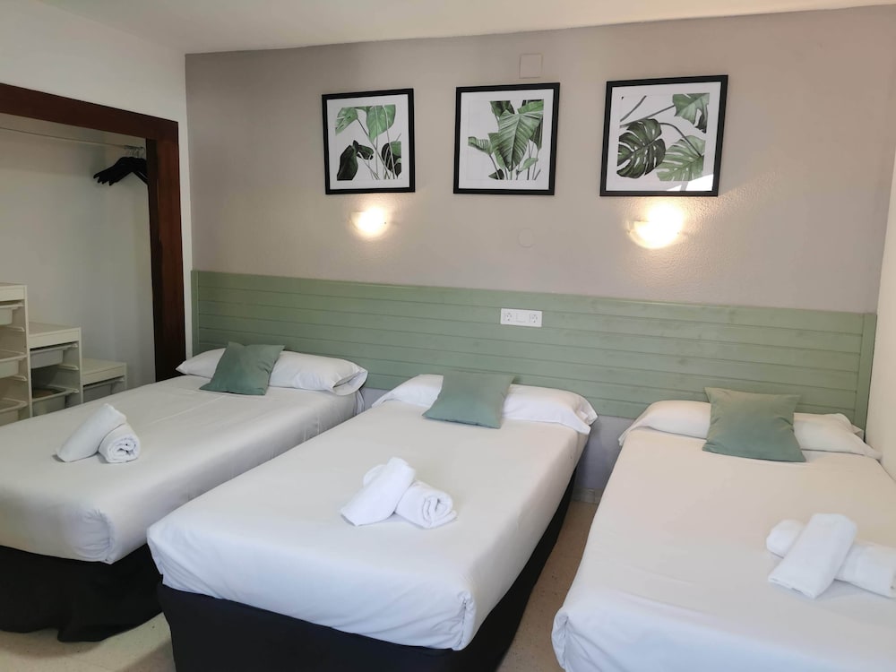 Hotel Costa Andaluza 27/48