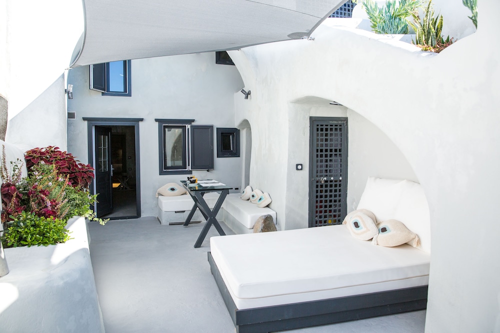 Santorini Dreams Villas 28/50