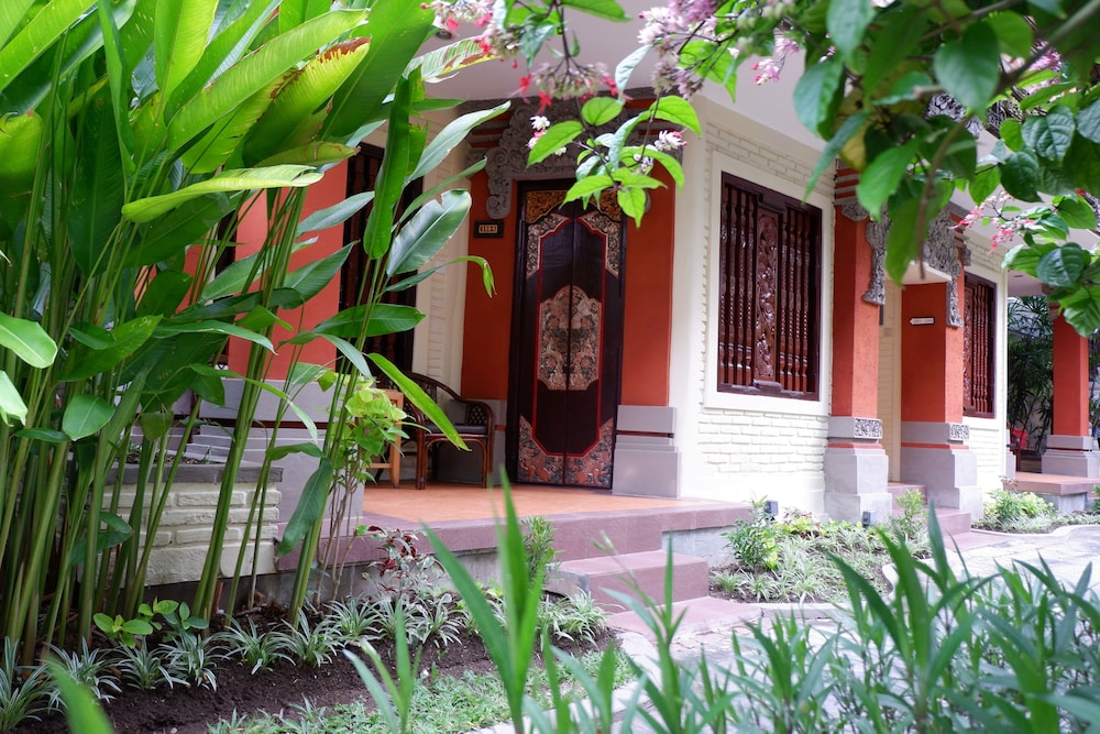 Seminyak Paradiso 5/67