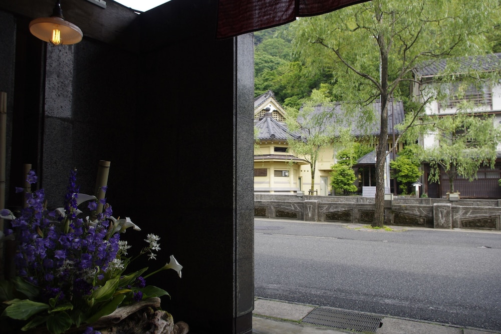 Kobayashiya 38/40