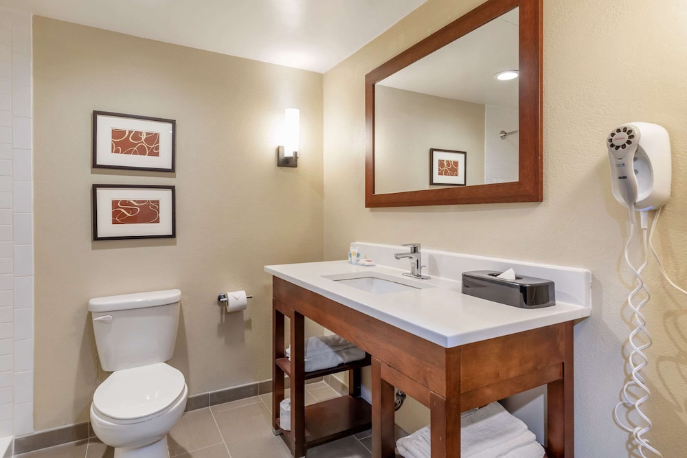 Comfort Inn and Suites Aberdeen Near Apg 47/49