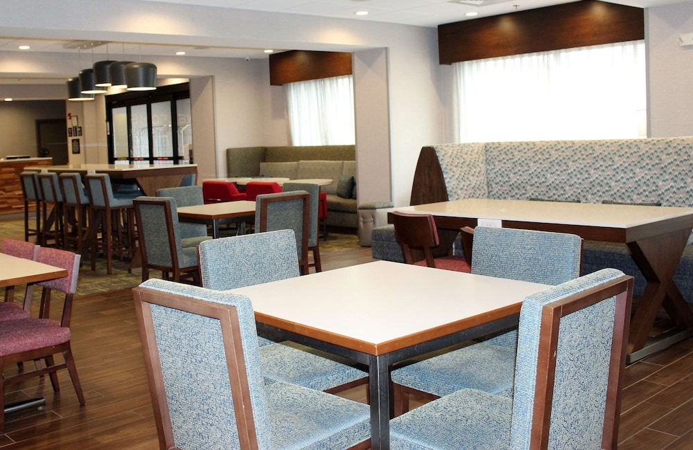 Hampton Inn Lexington Nc 33/55
