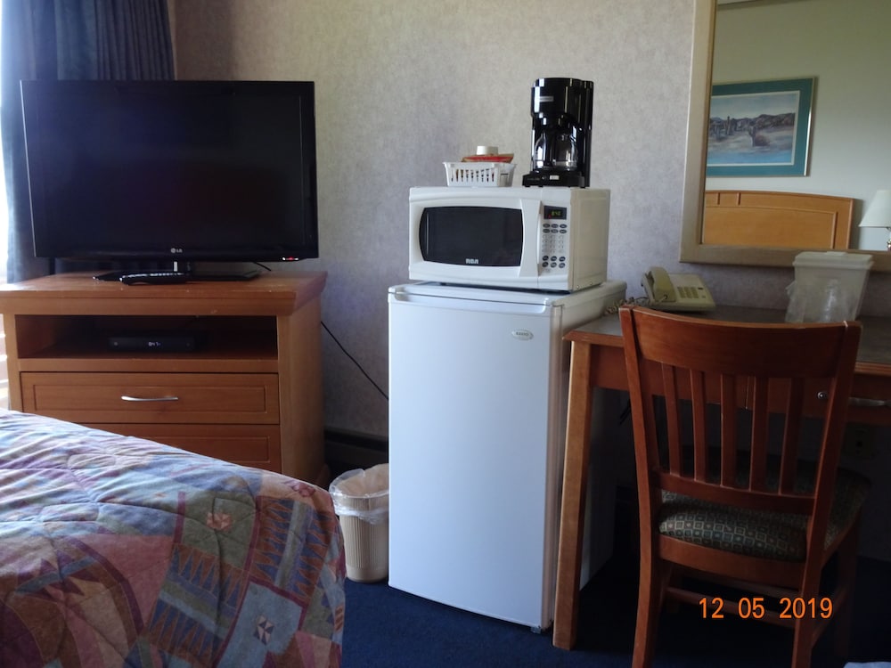 Hospitality Inn 46/55
